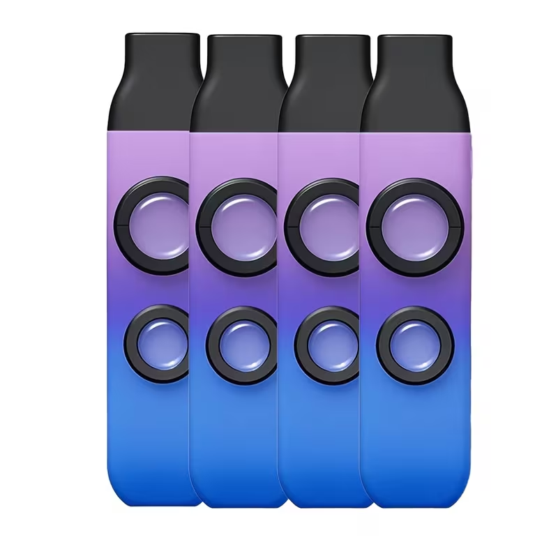 Musical Instrument Kazoo - 大人用カズー4個セット - ライブパフォーマンスやパーティーに最適 - 簡単に学べる軽量プラスチック製管楽器、磨き上げられたエンド付き、初心者向けのポータブルカズー、パーティー、イベント、合唱団、音楽集会に最適